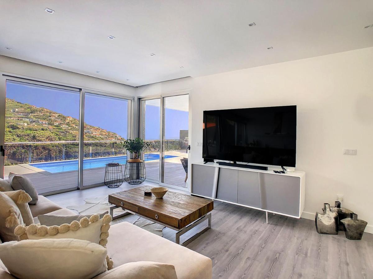 Wild River Villa By Lovelystay Ribeira Brava Exteriör bild